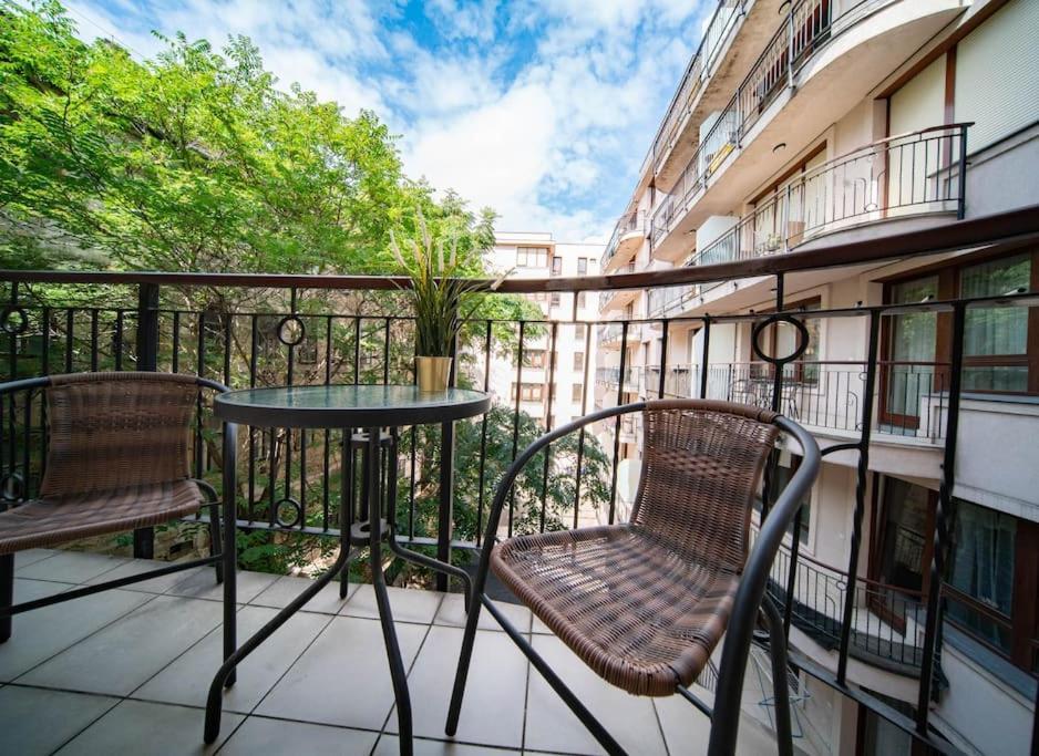 Free Parking! Soho Budapest 304, 4 Ppl, Ac, Fast Wifi, Smart Tv Eksteriør billede